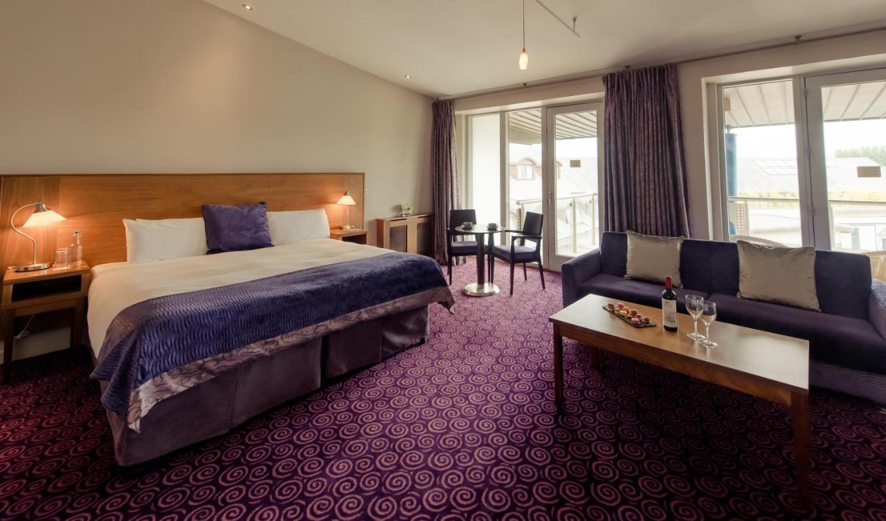 Osprey Hotel Naas Exterior foto